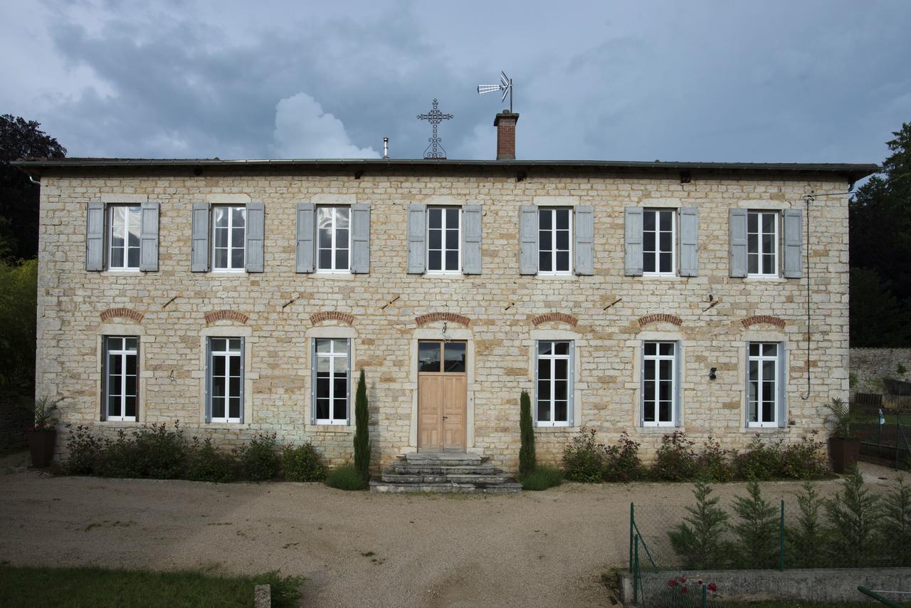 Le Cercle Chambres Climatisees Coligny Exterior foto