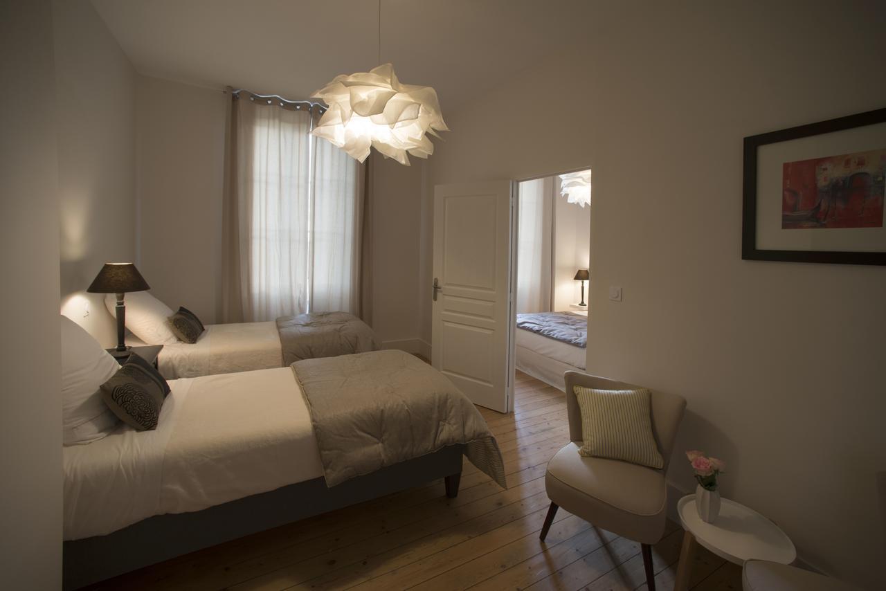 Le Cercle Chambres Climatisees Coligny Exterior foto